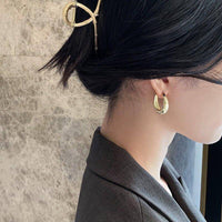 Load image into Gallery viewer, Minimal Earrings
